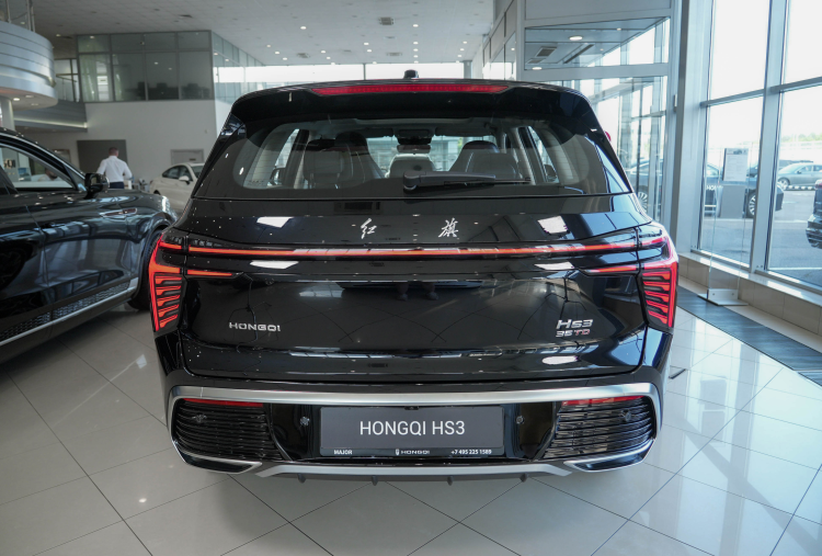 MA.ru_Hongqi_HS3_ext_foto_004